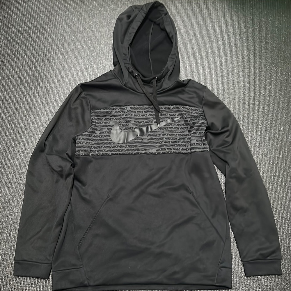 Men’s Nike Dri-Fit hoodie large